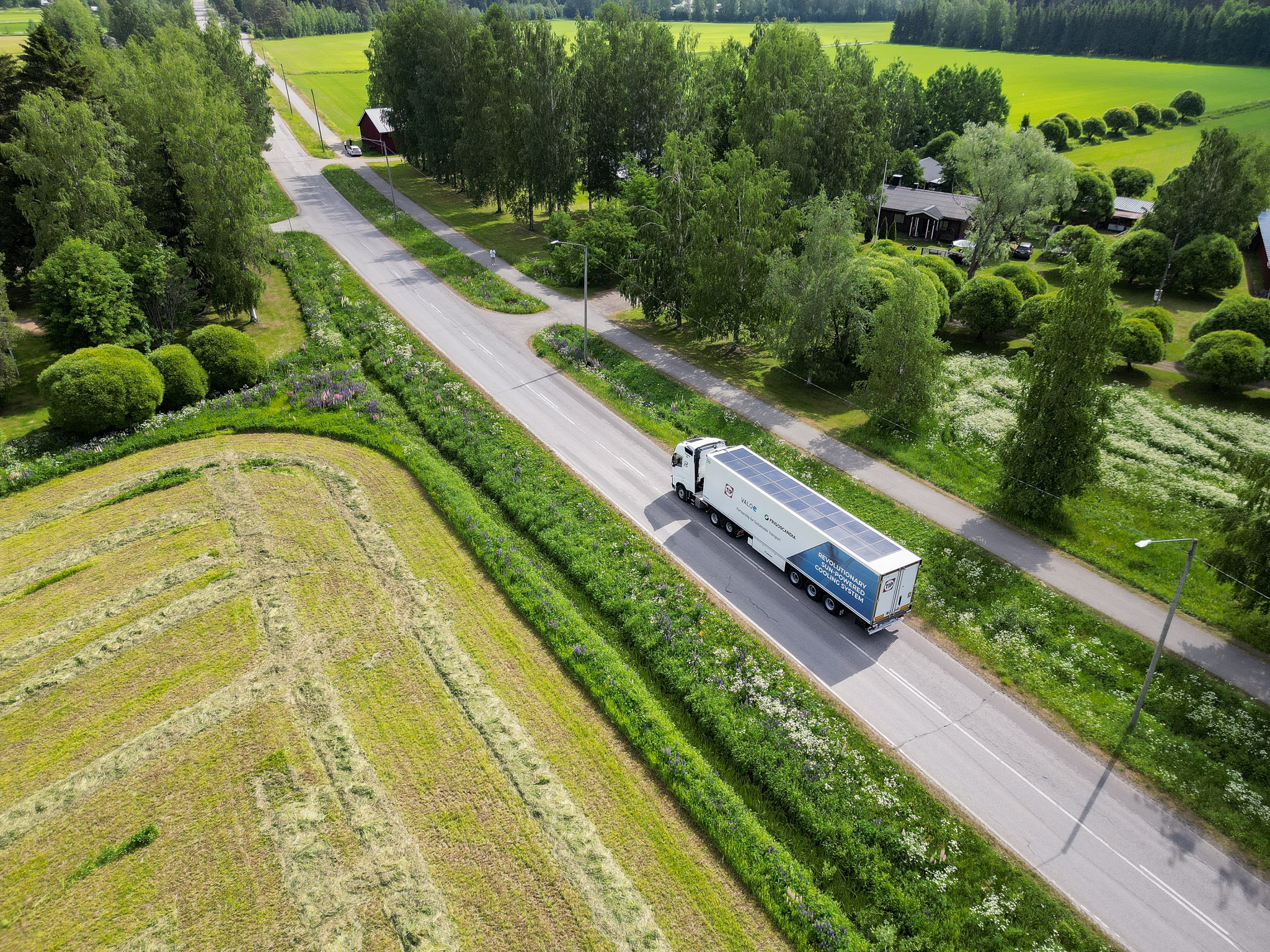 Solar panel e-reefer