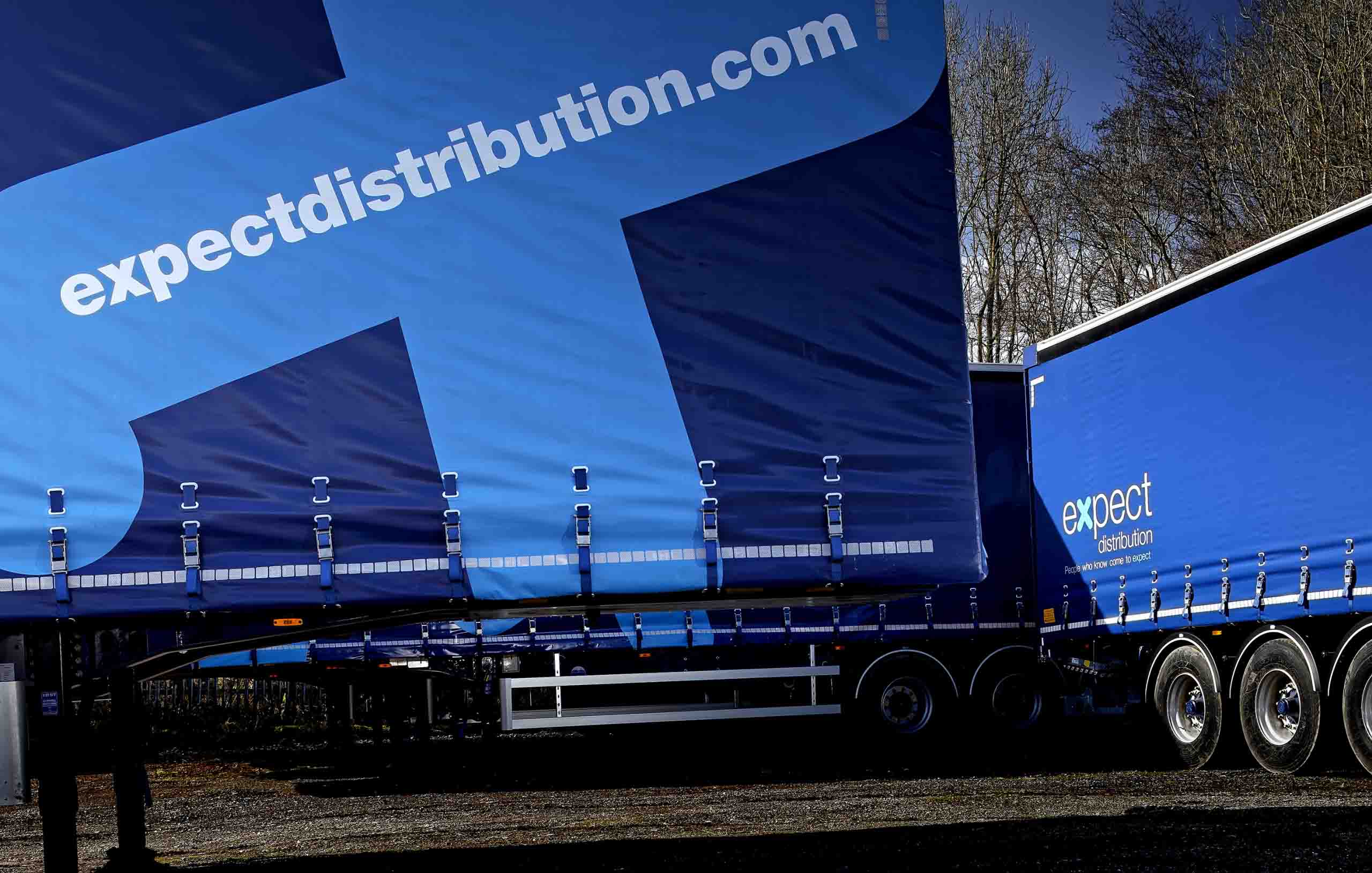 curtainsider trailers long-term supplied by TIP