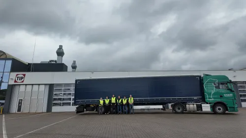 propelled trailer group photo
