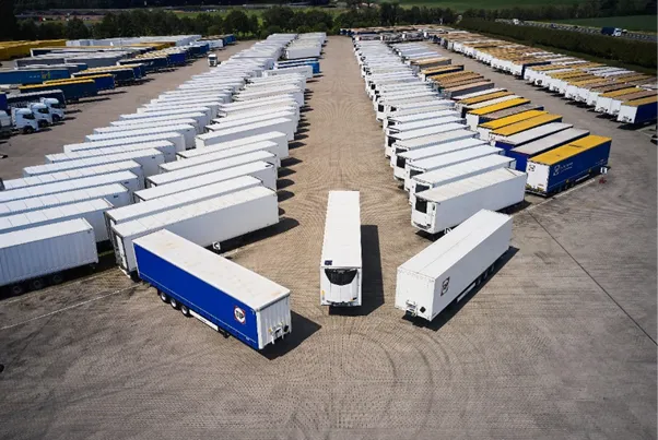 Trailer yard picture